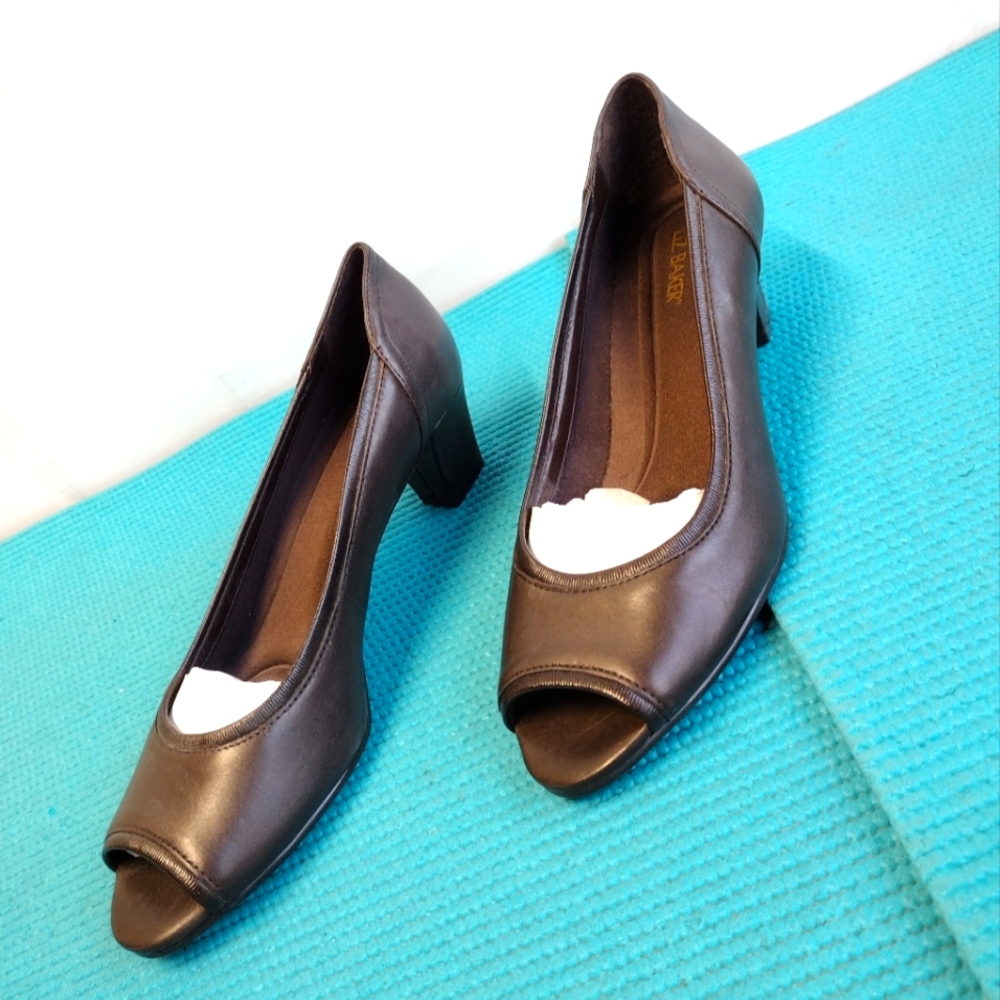 Liz Baker Leather Peep Toe Slip On Brown Heels Shoes - Size 5.5